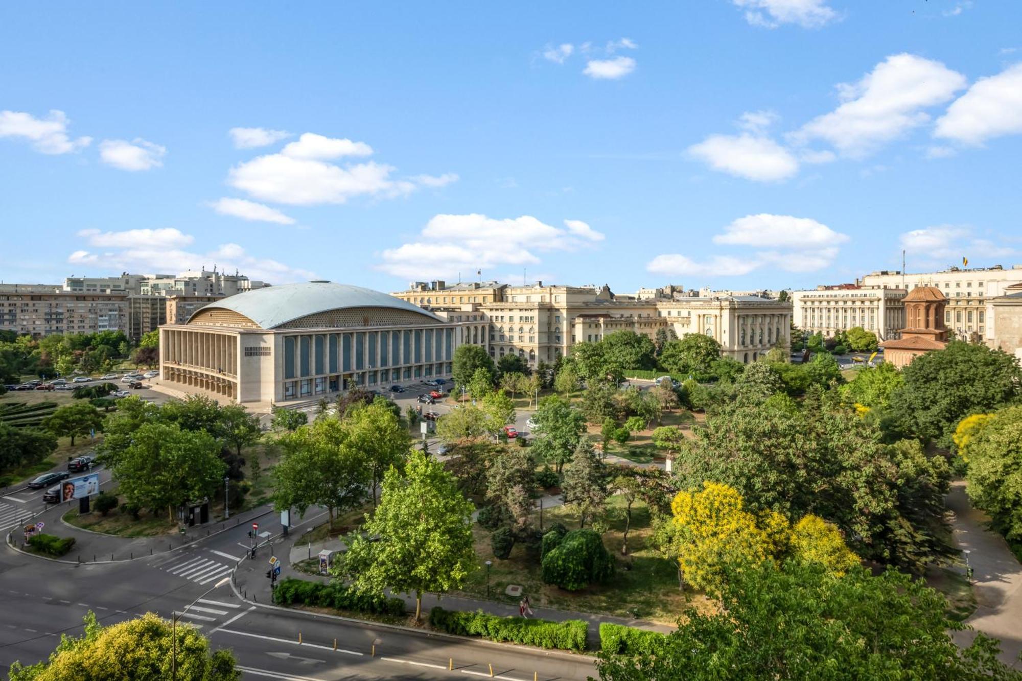 Green Muse On Victoriei Boekarest Buitenkant foto